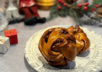 パリでも人気を集める新作「バブカ」登場。新年を祝うショコラガレットも - メゾン・ランドゥメンヌのホリデーシーズン