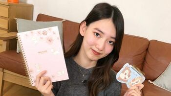 ディズニー×人気ブランド　かわいすぎる最新コラボグッズ　隠れラプンツェルにプーさんの物語が描かれたスカートも！