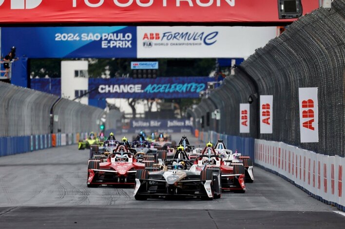 “フォーミュラE”が今年も東京で開催！本田望結もリポーターとして参戦『フォーミュラE世界選手権2025東京』
