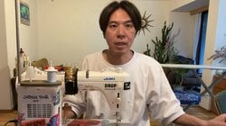 ロッチ・コカド ミシンで手作り“オシャレすぎ”なシャツを披露！愛車を背景に着こなす様子に「最高にステキ」と称賛の嵐
