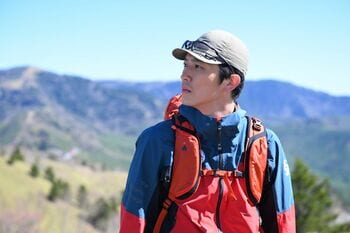 歩（杉野遥亮）が帯同する登山ツアーで落雷の被害が！そして玲（宮澤エマ）が山を恐れる理由とは…『マウンテンドクター』第4話予告