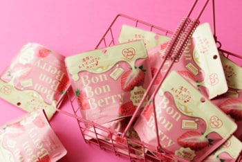 「苺‥？チョコ‥！？」あまおう苺を使用した濃厚であまずっぱい　新商品「BonBonBerry」を博多駅や福岡空港などで販売スタート！