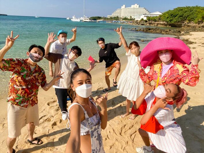 ＜試写室＞ハプニング連発で笑いが止まらない！『有吉の冬休み2022』の楽しすぎる沖縄リゾート旅