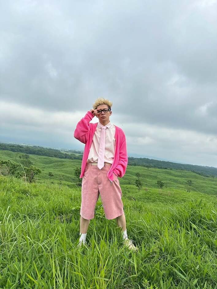 【写真14枚】｢天使の三つ子｣岸優太&平野紫耀&神宮寺勇太の“ブランコ待機”ショットを見る