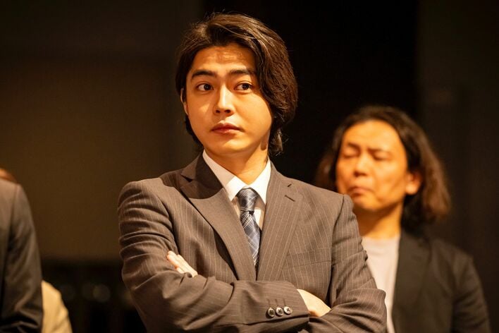 都知事候補・流星（松下洸平）の秘書を演じる倉悠貴「昴（倉）は回を重ねるごとにユニークさが増していくので、演じていて驚きの連続」『銀河の一票』