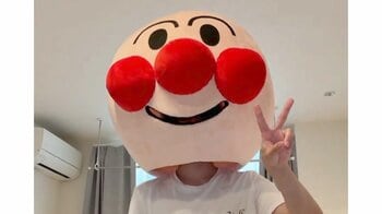 「え、奇跡や」夫婦が挑戦したアンパンマンの“顔交換”動画が話題！見事な連携プレーに「保存した。マジ、おもろい。」「回転してるのも再現度高い！」