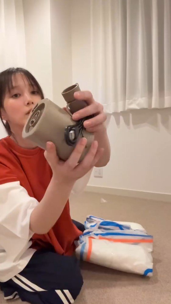 【画像17枚】「楽しそうな雰囲気含めて素敵!」本田翼が寝る前に突然ソファを作り始める様子などを見る