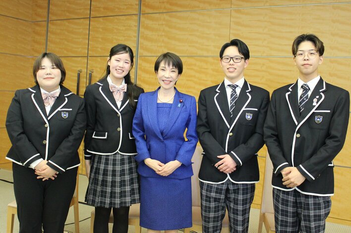 【衆院選2026】高市総理大臣に現役高校生が聞く単独インタビューをニコニコで配信～総理の価値観や衆院選の政策争点に迫る～