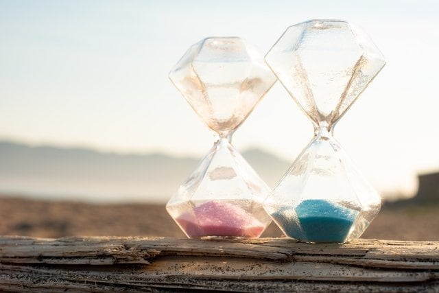 卵子の数は月に約1000個減少＆自然流産の確率は40代では40％以上…年齢とともにリスクが高まる高齢出産と卵子凍結のリアルを専門家が解説