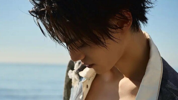 仮面ライダー俳優 簡秀吉の1stフォトブック先行カット公開！脂肪率6％まで絞った彫刻のような肉体美 韓国で全編撮り下ろしの多彩なカットを解禁