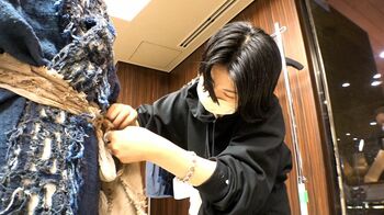 舞台「千と千尋の神隠し」「キングダム」の衣装デザインを担当 スタイリスト・中原幸子に密着