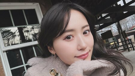 元乃木坂46衛藤美彩「いつの間にか大きく」子供2人とのお出かけショット公開！アスレチックや落ち葉を拾う様子に「すくすく育っていますね」