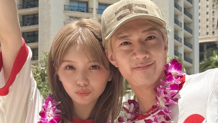ばんばんざい・ぎし＆桜井美悠 ハワイでの華やかな挙式の様子に反響！長男がリングボーイで大泣き＆幻想的なサンセット親子ショットに「オシャレ家族すぎる」