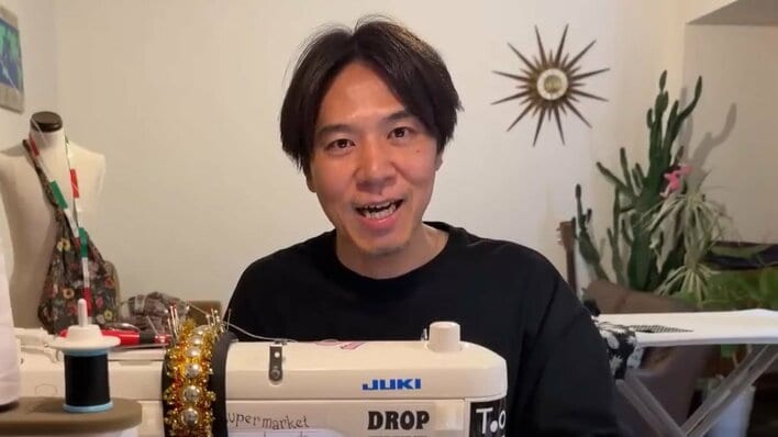 「センスある！」ロッチ・コカド ミシンで作った斜め掛けバッグ披露！ファンへ贈る夏にぴったりのかわいい出来栄え「​​トロピカル感増し増し」