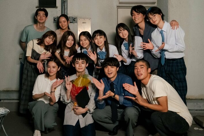 【画像7枚】『僕達はまだその星の校則を知らない』の写真を見る