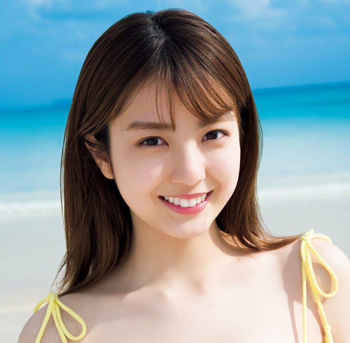 【写真2枚】現役高校生の堀口真帆（16）宮古島ロケで乳白色のデコルテ披露！