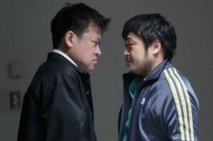 最終章突入！本格サスペンスへ――誠（佐藤二朗）と明日香（橋本愛）が容疑者を追い詰め、運命の取り調べがはじまる『夫婦別姓刑事』