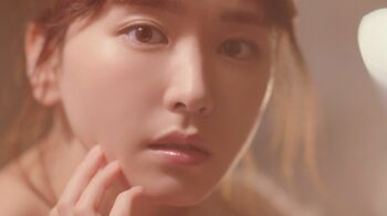 新垣結衣の美容法「水分を意識的に摂る」