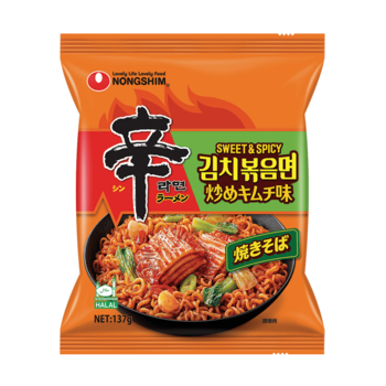 炒めキムチの甘味・酸味ともちもち麺が絡み合う、世界的流行「SWICY（スワイシー）」な一品。「辛ラーメン焼きそば 炒めキムチ 袋麺」が3月18日（水）より新発売！