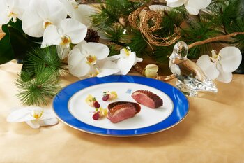 年末年始をもっと特別に。「フランス版人間国宝」M.O.F.シェフが贈る至福のひととき。