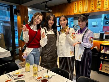 ももクロ・玉井詩織＆高城れに「憧れていたKARAさんと…」ギュリ＆ニコルとの共演に大感激！オススメ絶品メシ＆美容など質問攻め