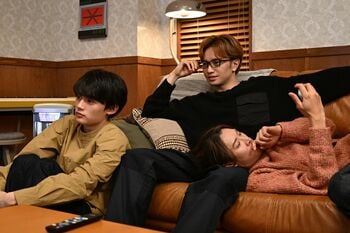 美己（髙橋ひかる）が松永（中島健人）らと合コン！？『リビングの松永さん』第4話予告