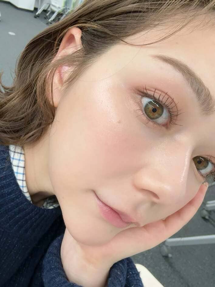 【画像5枚】「綺麗な瞳の色」 「めっちゃ魅力的最」とファン大絶賛！村重杏奈の裸眼での近距離ショットを見る