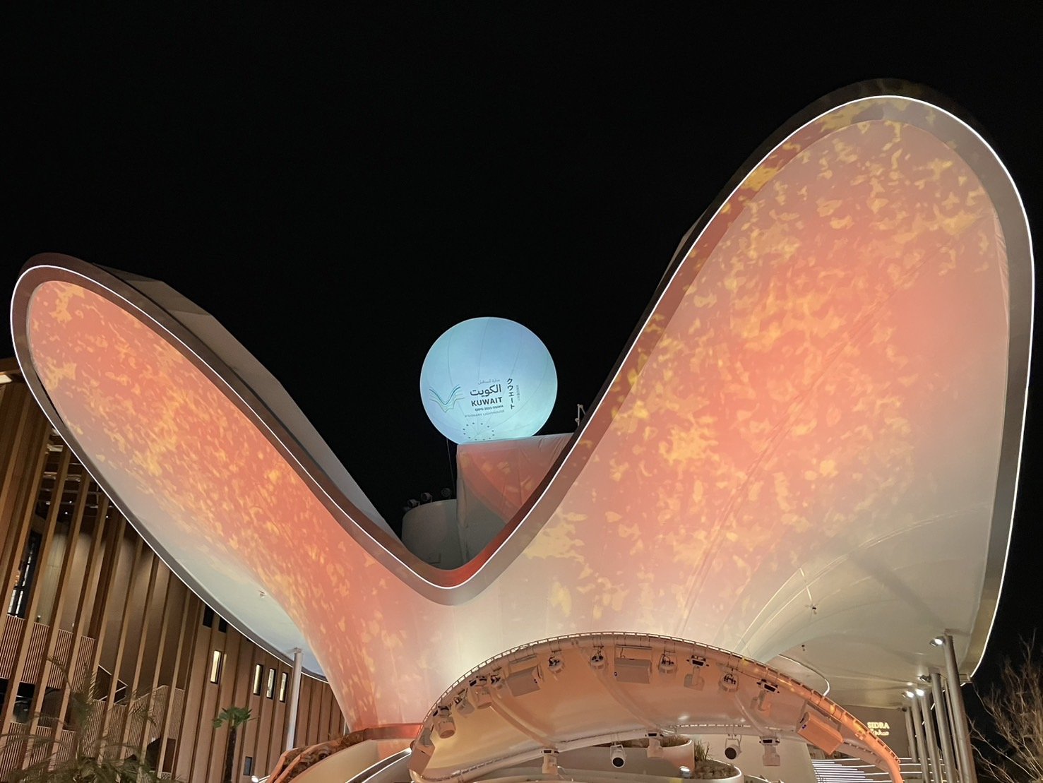 img_5ce53c5421e534c41d7a59489c