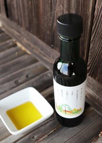 ニューヨーク品評会で7年連続金賞受賞　国産搾りたて「エキストラバージンオリーブオイルうしまど」12月19日（金）数量限定発売