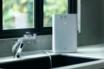 女性社員が追求した「生活に溶け込み、コンパクトでストレスフリーな整水器」2025年9月に発売をスタートした電解水素水整水器「TRIM ION Well」誕生秘話