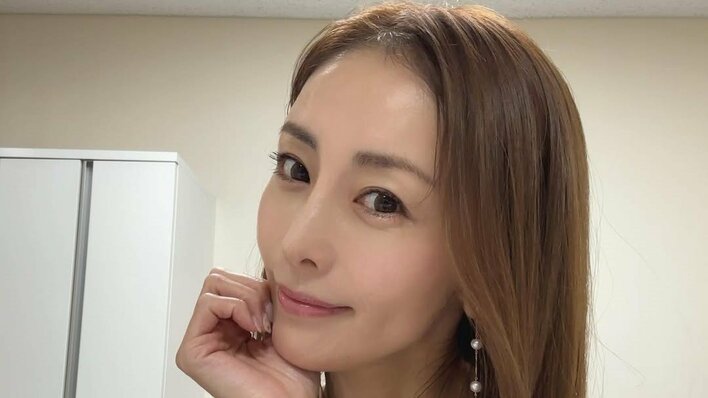 熊切あさ美「体重4キロ増やした」美ボディを披露！トレーニング姿に「ストイックですね」「見習います」
