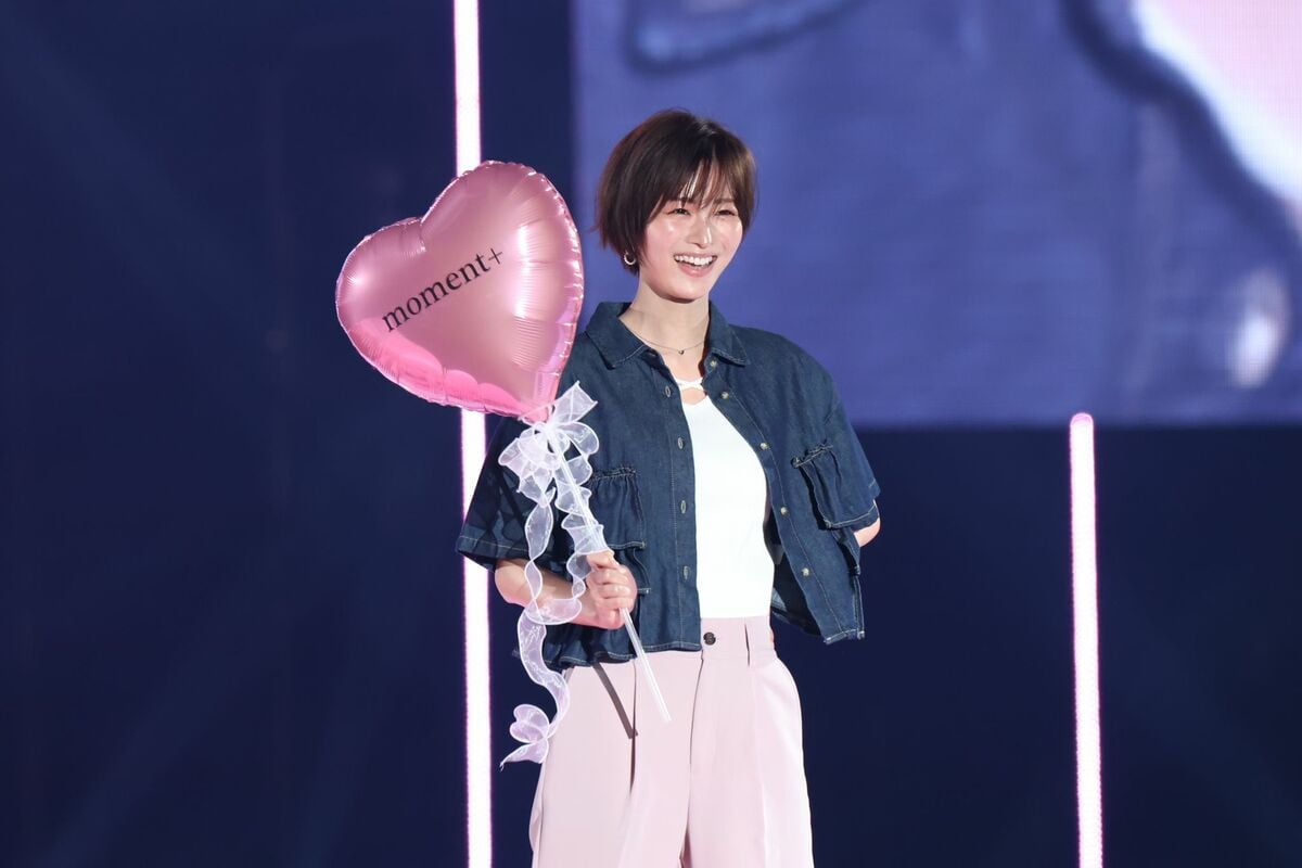 めるる様確認用 岡崎紗絵＆生見愛瑠（めるる）らがデニムモチーフのコーデで登場！平