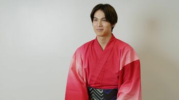 中川大志が浴衣姿で華麗なジャンプ「ロイター板は任せてくれ！」