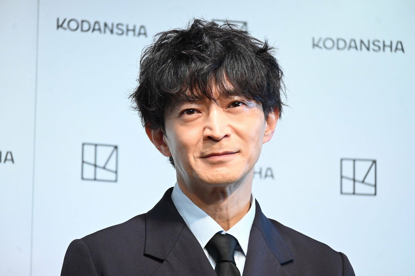 津田健次郎「自分の写真を推すのって恥ずかしい」54歳で発売のフォトブックは“100満点”！60代での期待の声には照れ笑い | めざまし ...
