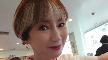 秋野暢子 “ハワイで必ず行く店”で食べた“少し辛い”料理を公開！豪華ステーキや栄養満点の手作り朝ごはんも披露し「素敵」「いつも美味しそう」
