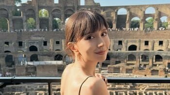 「どこかの国のお姫様みたい」May J.ドレス姿や愛娘との2ショットも…イタリア旅行の思い出を50枚以上の写真で大公開！