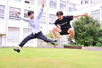 ジャルジャル「雑談はしない、ネタ作りは自然現象」毎日公開するコント制作の裏側と2人の独特な関係性とは？