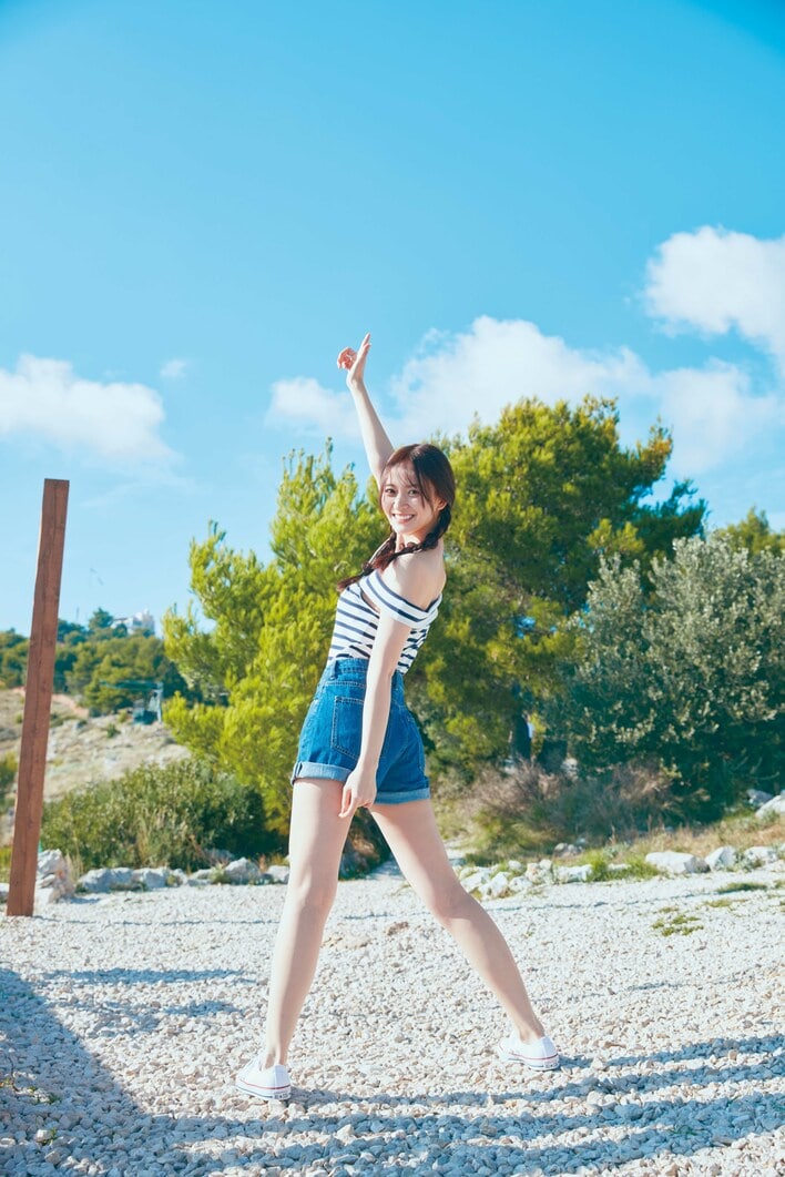 タマゴロウ　金川紗耶　生写真　18コンプ➕2コンプ 乃木坂46・金川紗耶1st写真集 魅惑の裏表紙4種が一挙公開！美脚が