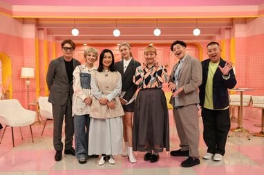 山田優 “圧倒的な脚線美”のミニ丈フリルワンピース姿を披露！ポニテ