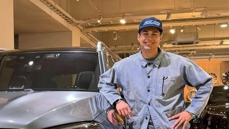 4児の父・ユージ 超高級車を納車 豪華すぎるシックな内装を披露！くつろぐ娘&息子の姿も「贅沢だ」「激アツ！」