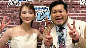 ドレス姿の内田理央＆松井ケムリの2S公開！「楽しかったです」スタイルの高さや美デコルテ際立つオフショットに注目