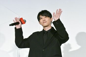 吉沢亮が橋本環奈の変顔シーンの裏側を暴露「めっちゃストイックやん！」