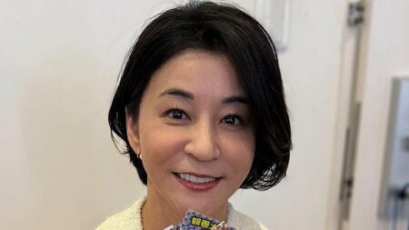 2児の母・高嶋ちさ子「急に大人に」16歳次男のムキムキな後ろ姿を披露！広大な海で親子休日を満喫する様子も「ホント大きくなってる」