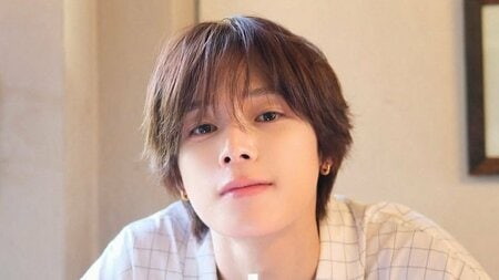 &TEAM・K “脚長すぎ”な寝そべりショット公開！夏の思い出で撮影されたベッドチェアに収まらない“スタイル抜群”姿でリラックス「幸せそうな顔」