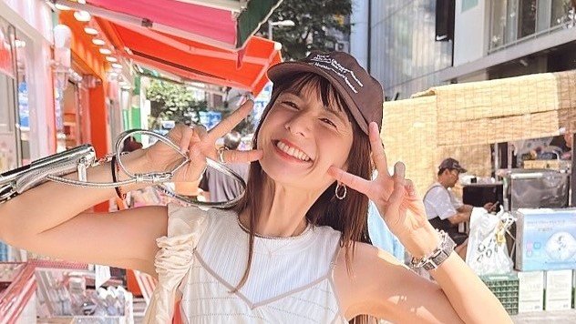 スザンヌ 韓国旅行で名物グルメを爆食！サムギョプサルやユッケ、タッカンマリ、マンゴーかき氷を堪能♪出発前にプチハプニングも！？