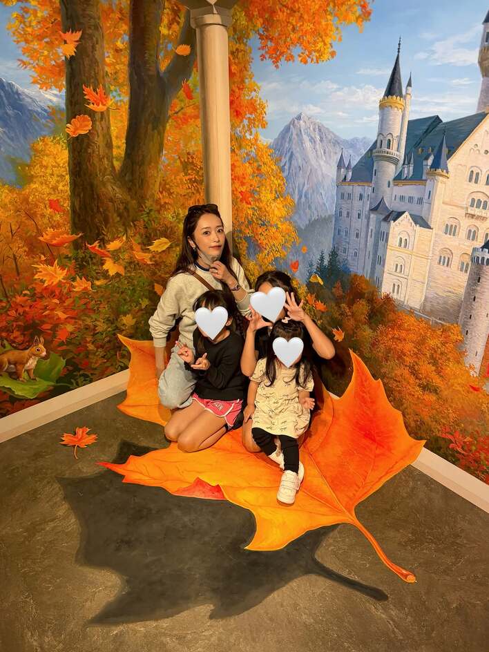 3児の母・近藤千尋「我が子の成長に涙」ダンス発表会での家族ショット