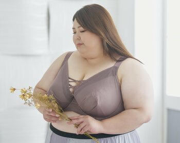 【D90～L140まで】プラスサイズ下着専門店グラマープリンセスの「美胸キーパーグランリフト」がサイズ拡大して登場！