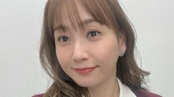 3児の母・藤本美貴 “自撮りショット”で自然体あふれる姿を公開！爽やかコーデでピースに「憧れる」「毎日見たい」