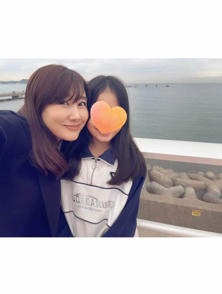 【画像6枚】「大きくなりましたね」2児の母・安めぐみ 10歳長女との頬寄せツーショットを見る