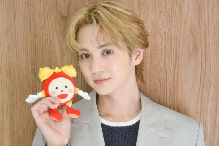 吉野北人 念願のエンタメプレゼンター就任で、宮崎の母から「おめでとう♡」メッセージが到着！『めざましテレビ』のテーマソングを歌いたい<br /><br />